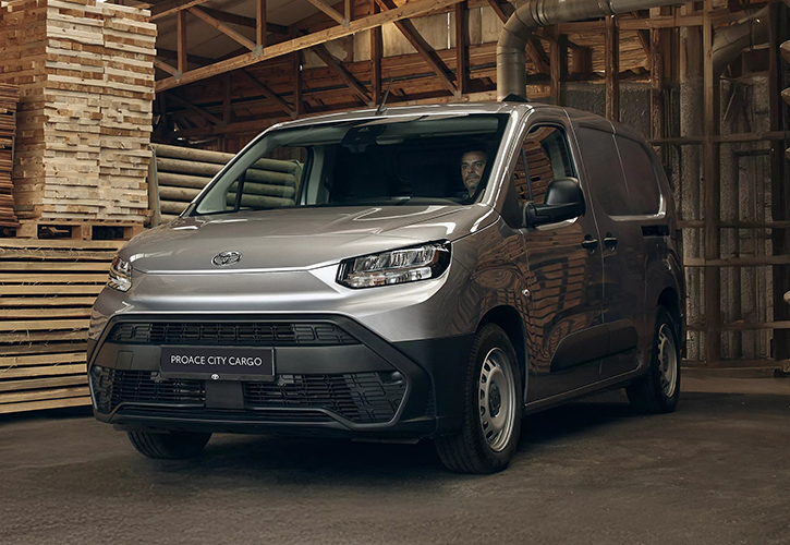Proace City Cargo'yla İşinize Güç Katın!